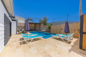 Doğa İçinde Havuzlu Lüks Villa Maya